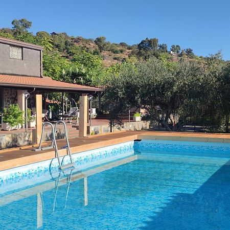 Peri Peri Etna Guest House Montargano 外观 照片