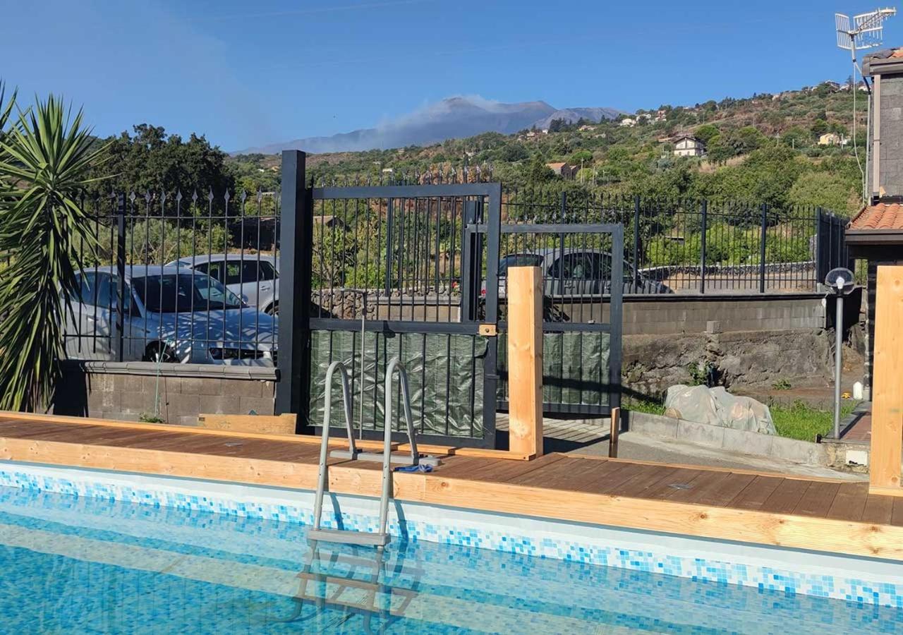 Peri Peri Etna Guest House Montargano 外观 照片
