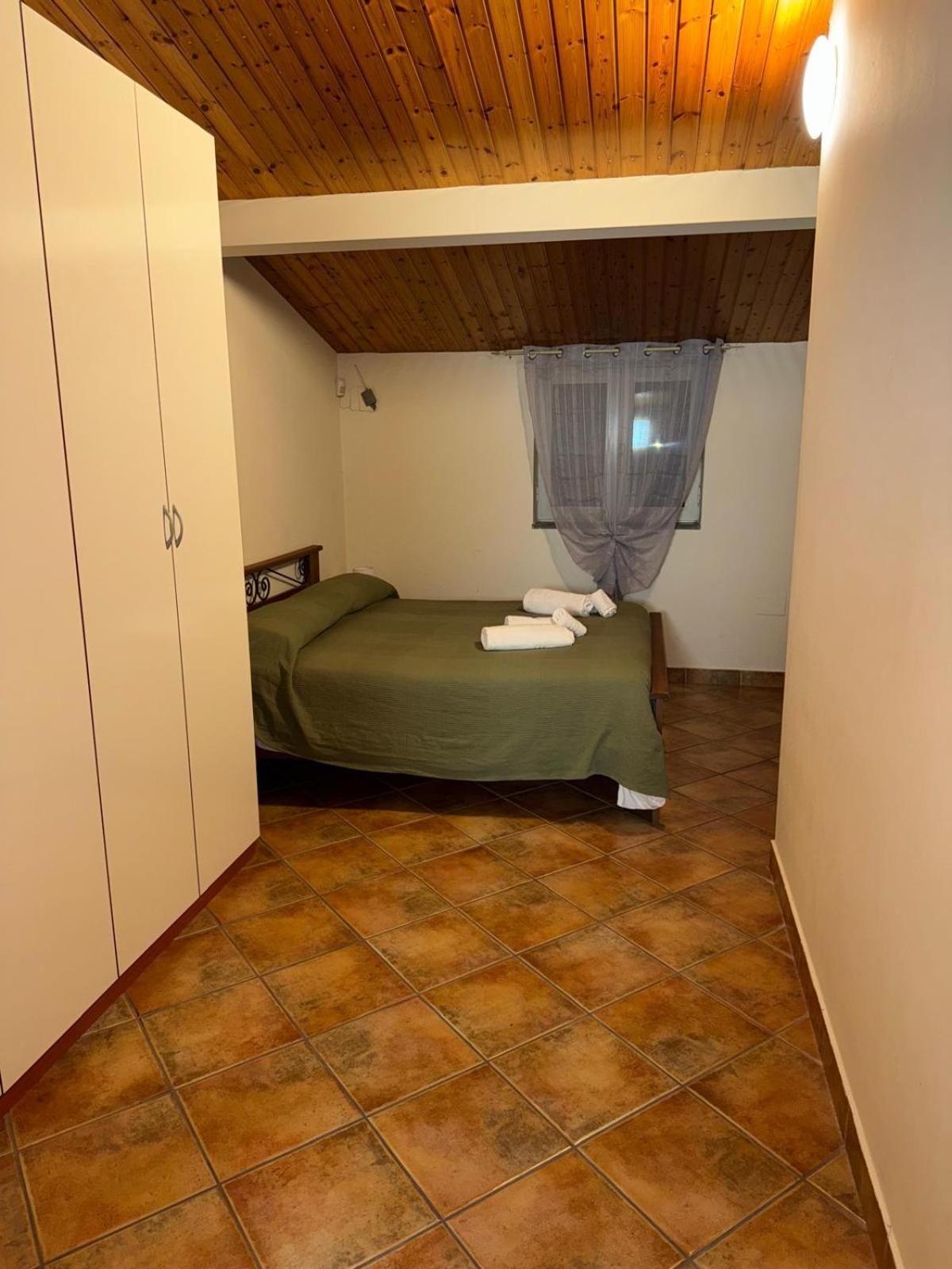 Peri Peri Etna Guest House Montargano 外观 照片