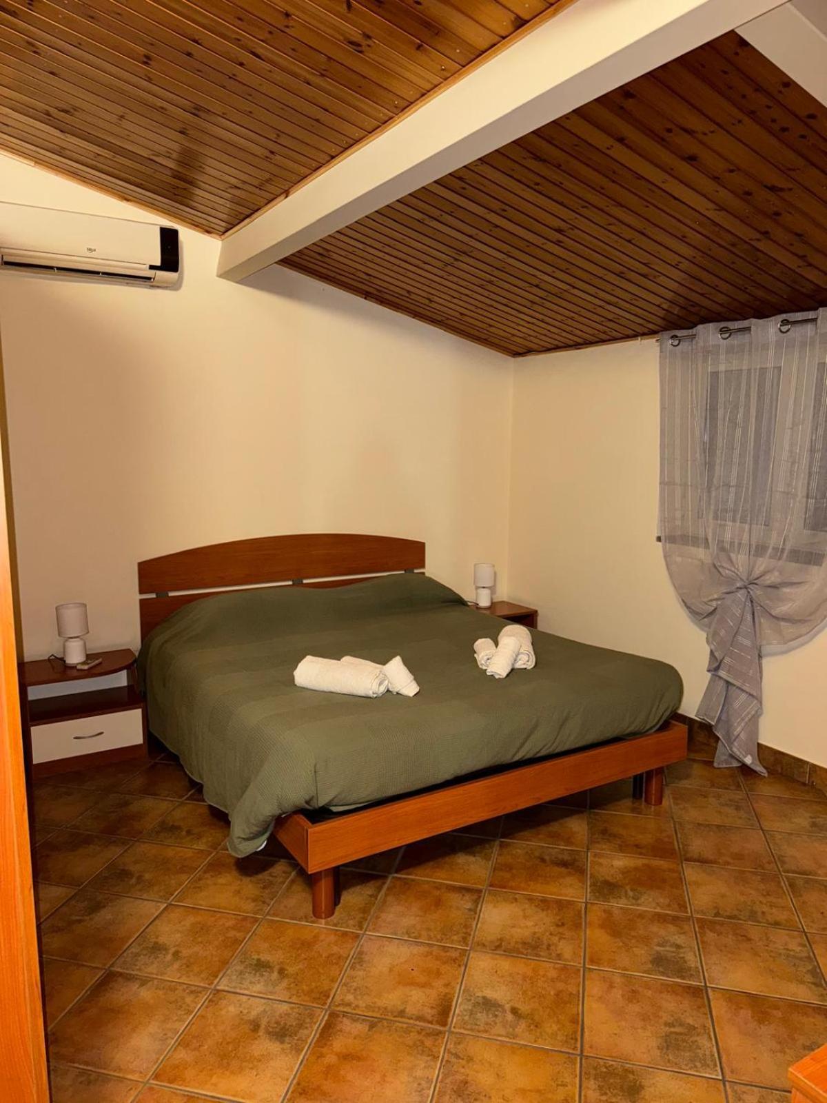 Peri Peri Etna Guest House Montargano 外观 照片