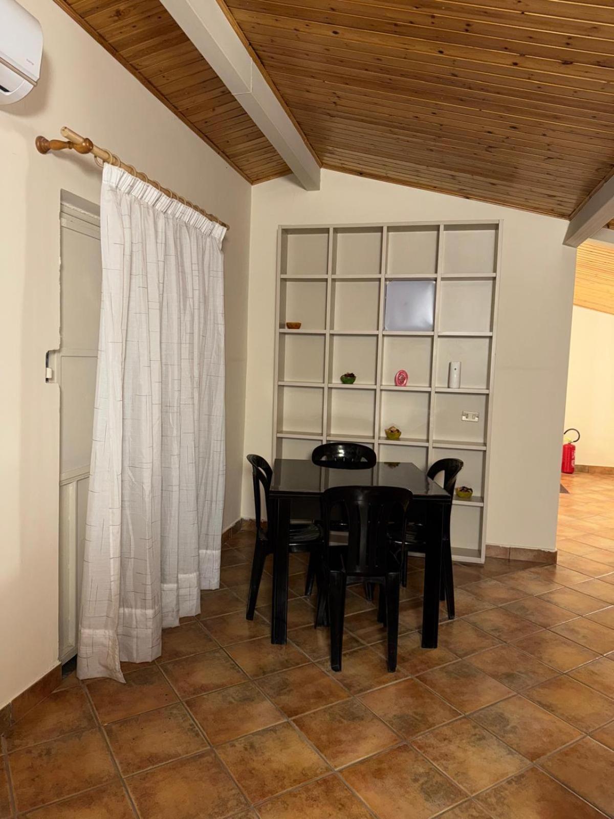 Peri Peri Etna Guest House Montargano 外观 照片